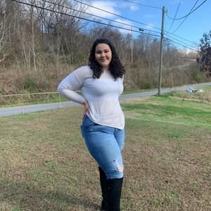 Meet your Posher, Kiara